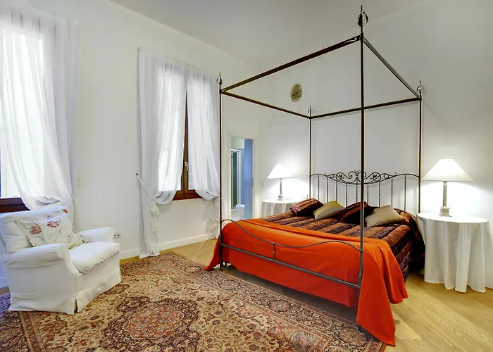 La Fenice 4* Velence