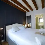 Apart Otel La Fenice Venedik