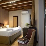 La Fenice Apart Otel
