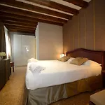 Apart Otel La Fenice