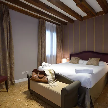 La Fenice Lejlighedshotel 4*