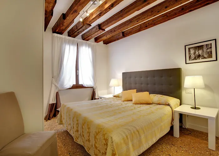 La Fenice 4* Velence